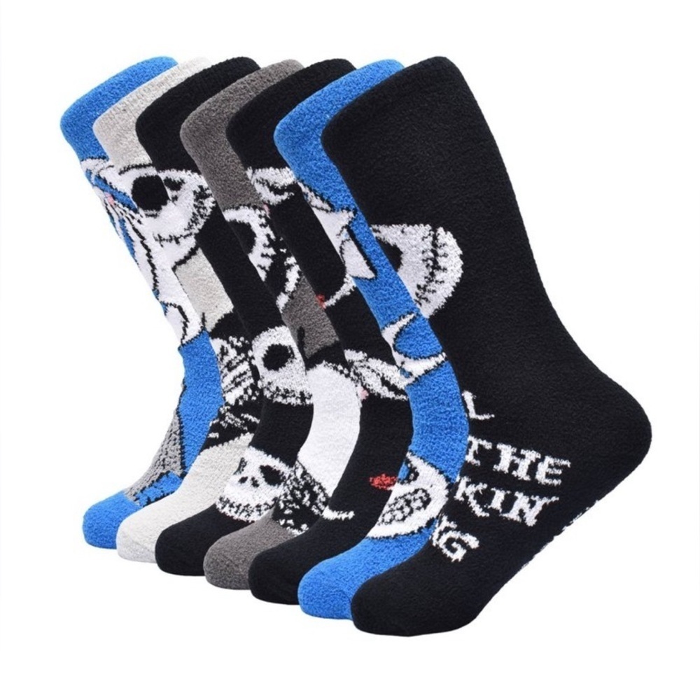 NWT Disneys the nightmare before christmas mens crew socks 7 pairs  size 6-12
